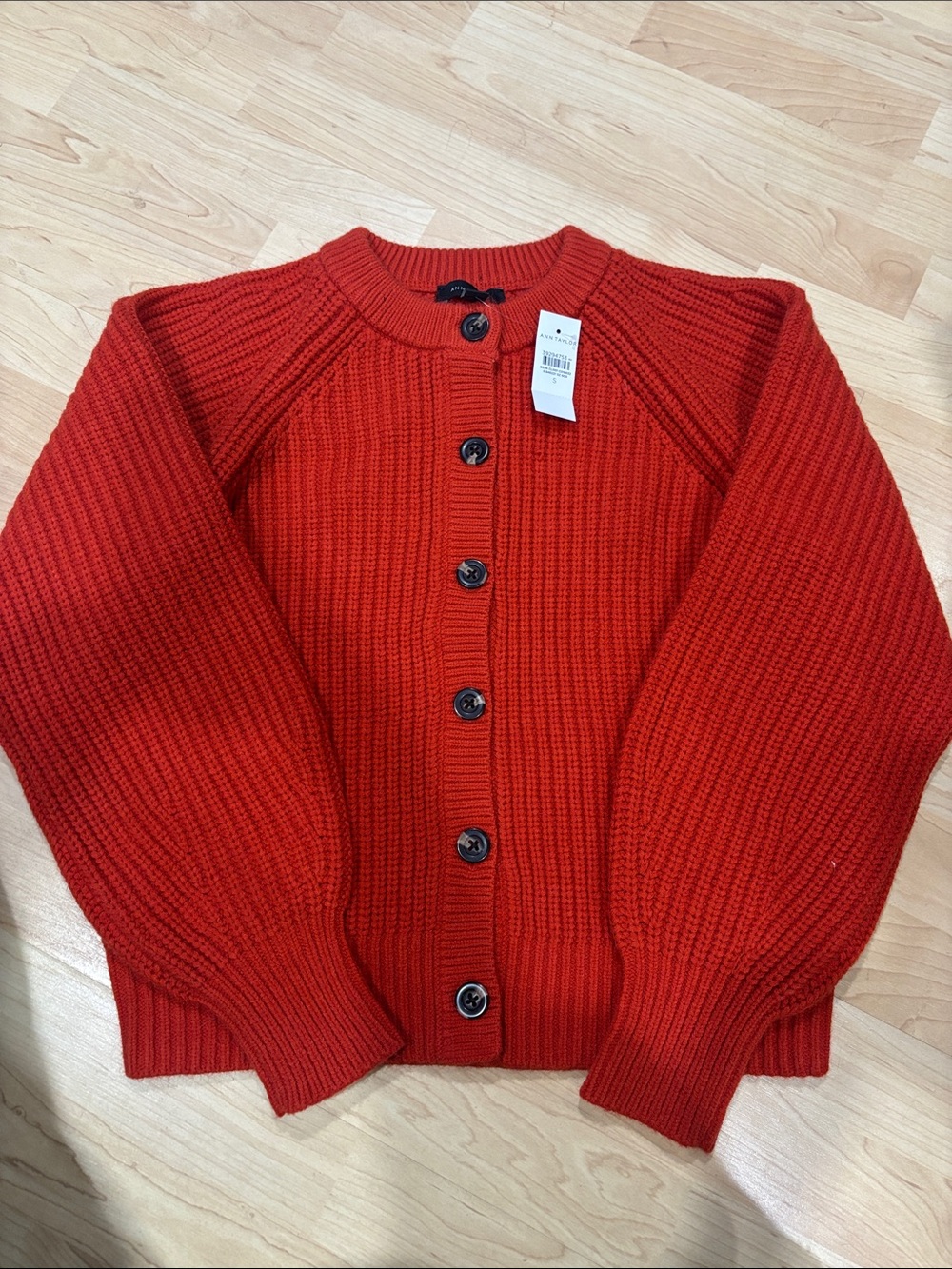 Ann Taylor Women’s Chunky Button-Front Sweater Cardigan - Red size S